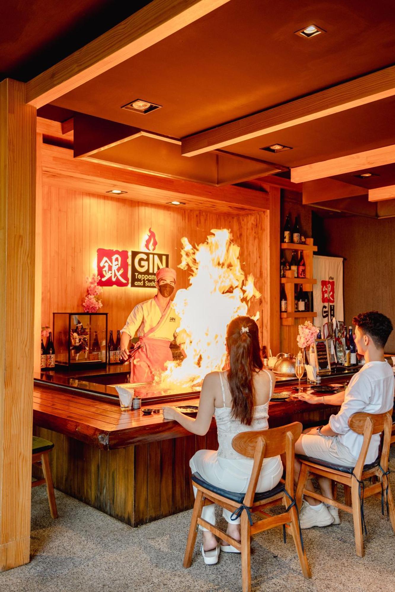 Kalima Resort And Spa Patong Kültér fotó Teppanyaki restaurant in Okinawa, Japan